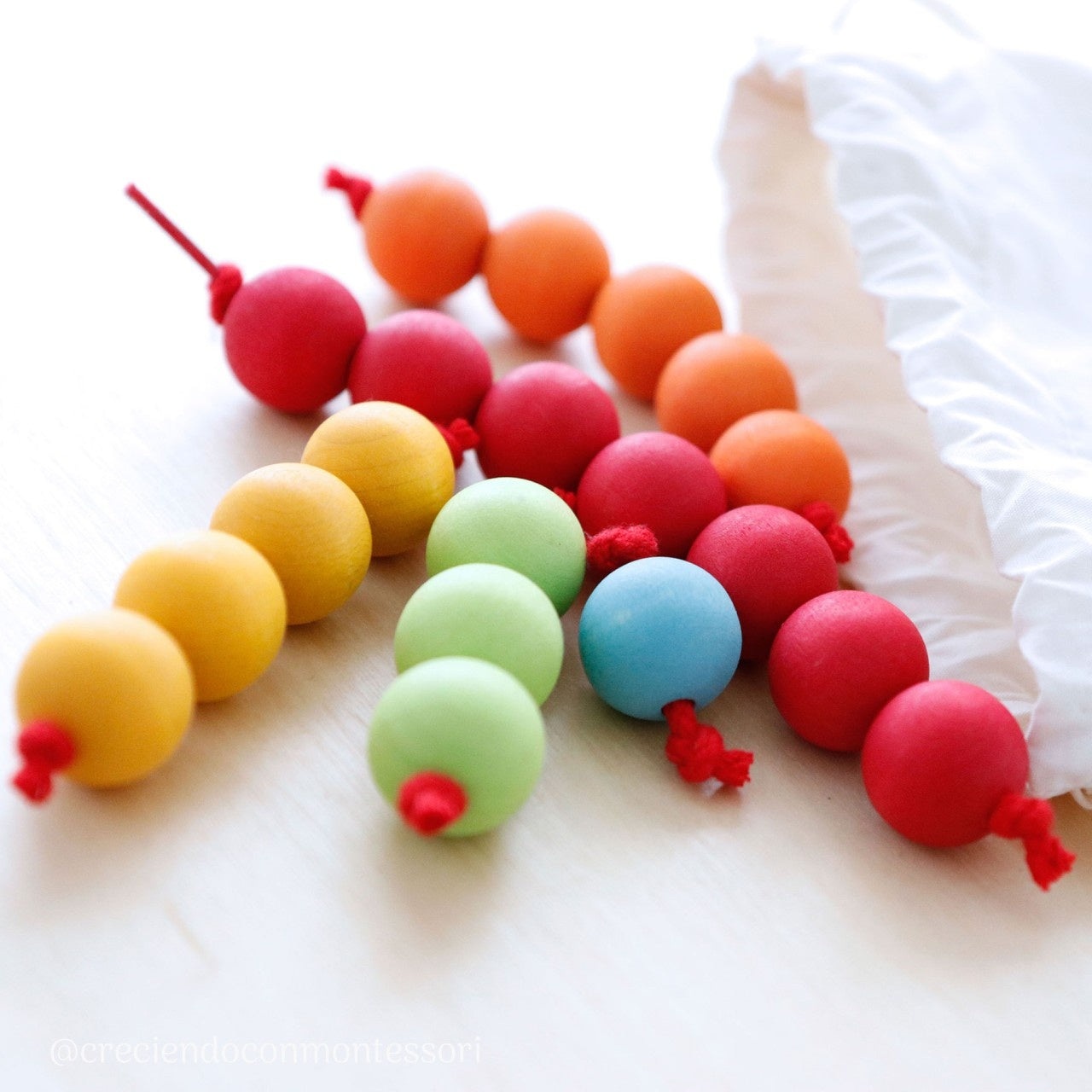 Regenboog kralentrap