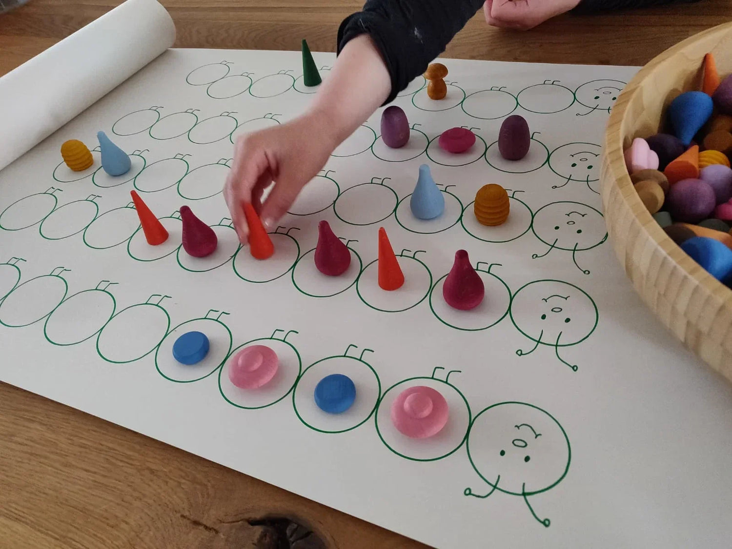 Thuisonderwijs met jonge kinderen spelenderwijs leren