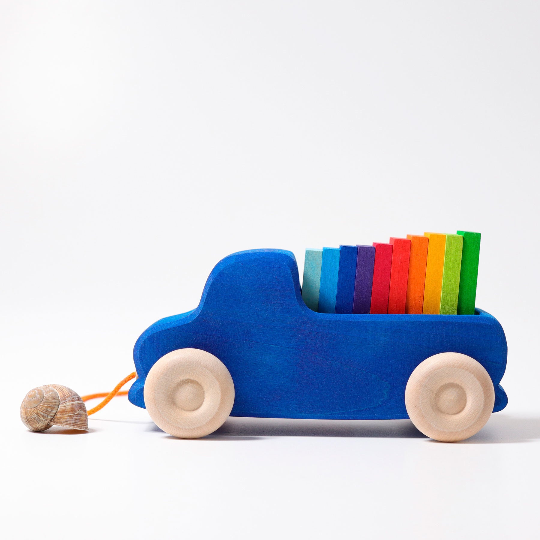 Vrachtwagen met regenboog blokken