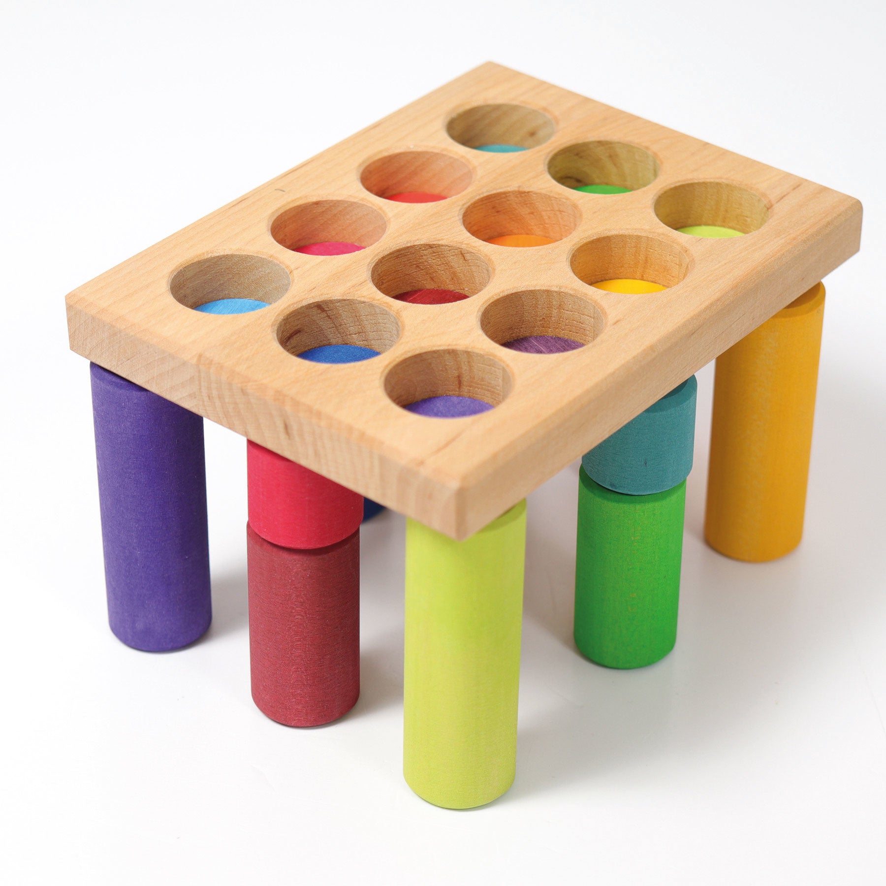 Regenboog sorteerspel cilinders