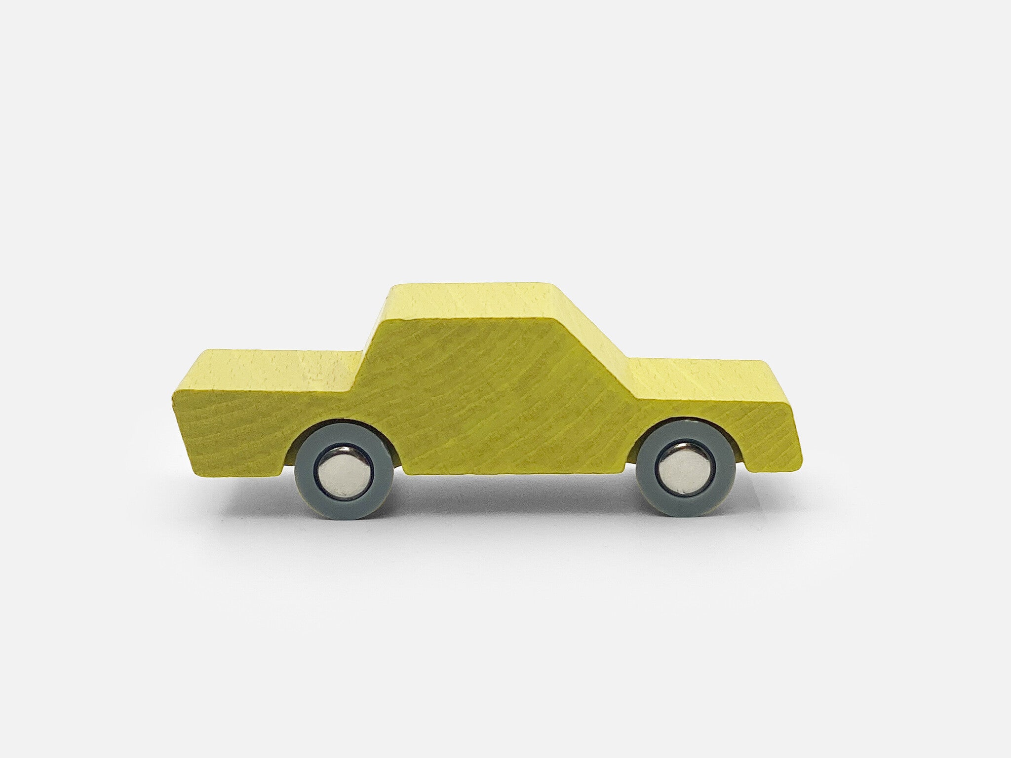 Back and Forth Car - Geel