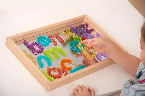 Regenboog glitterletters